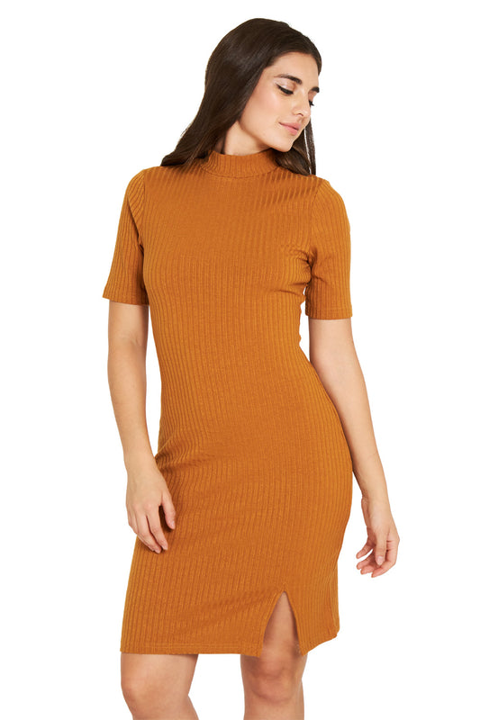 Vestido Cuello Beatle Mostaza
