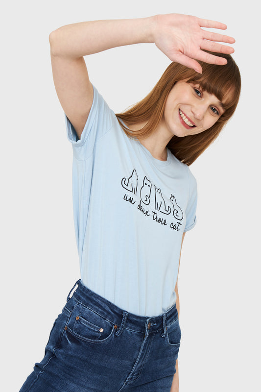 Polera Estampado Gatos Celeste
