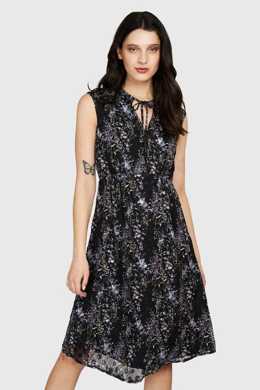 Vestido Floral Cuello Mao Negro