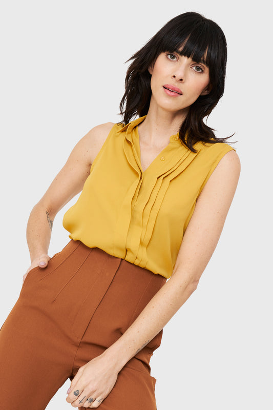 Blusa Sin Mangas Pliegues Mostaza