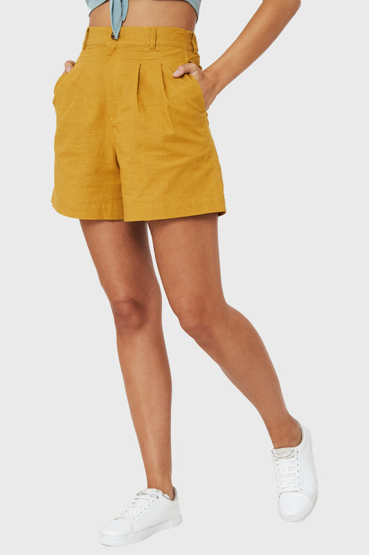 Short Tiro Alto Mostaza
